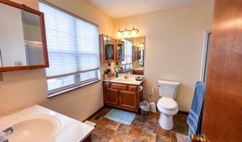 346 Northside Dr, Batesville, IN 47006