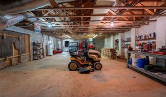 306 Travis Pless Rd, Alto, GA 30510