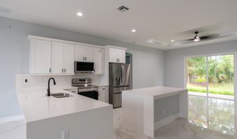 436 NW Dover Ct, Port St. Lucie, FL 34983