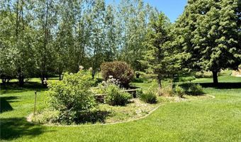 2733 Campus Ln, Albert Lea, MN 56007