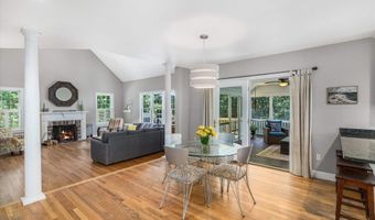11 Mcafee Farm Rd, Bedford, NH 03110