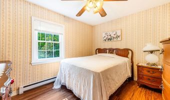 114 Garden Cir, Auburn, ME 04210