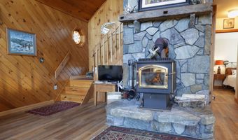 105 Pine Ln, Adirondack, NY 12808