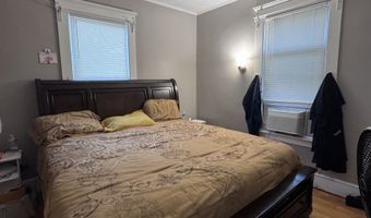 3 Holbrook St, Ansonia, CT 06401