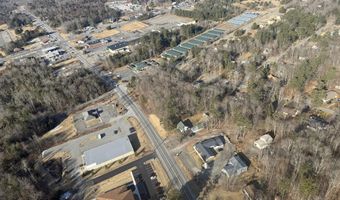 345 Pa Rte 940, Blakeslee, PA 18610