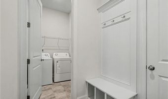 556 Avondale Hills Dr, Avondale Estates, GA 30032