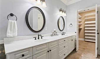 251 HEDGEROW Cir, Auburn, AL 36830