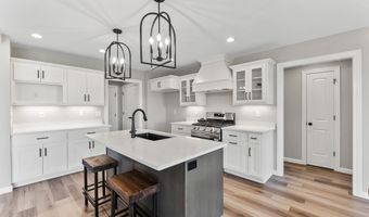 507 Caribou Xing, Auburn, IN 46706