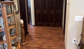 1715 SE 20th Ave, Aberdeen, SD 57401