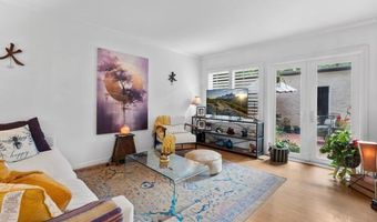 27556 Rondell St, Agoura Hills, CA 91301