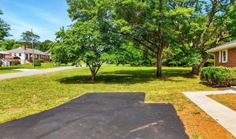 601 Riverview Dr, Altavista, VA 24517