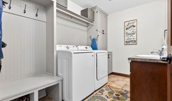 1148 W WILLIS Way, Appleton, WI 54913