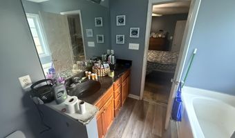 179 Fox Run Ln, Autryville, NC 28318