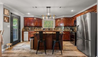 3910 Golf Course Dr, Alma, AR 72921