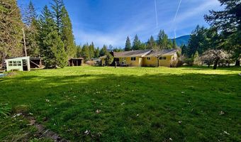55433 MCKENZIE Hwy, Blue River, OR 97413