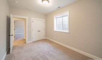 2868 Spring Gulch Dr, Ammon, ID 83406