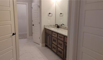 710 Harbison St, Bentonville, AR 72713