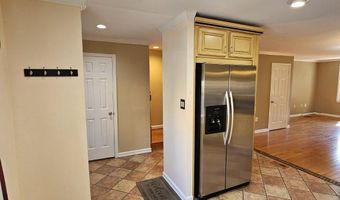 10218 ARIZONA Cir 16, Bethesda, MD 20817