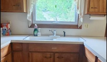 14 Cavalcade Blvd, Johnston, RI 02919