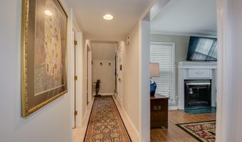 324 Laurens St SW B, Aiken, SC 29801