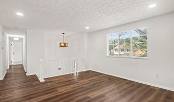3861 Orange Blossom Ln, Columbus, OH 43230