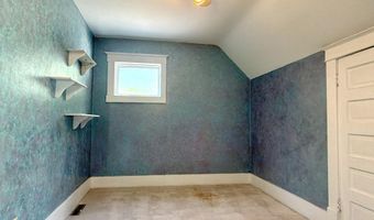 3023 Woodland St, Ames, IA 50014