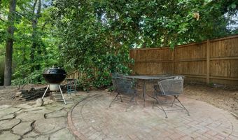 8721 WATERFORD Rd, Alexandria, VA 22308