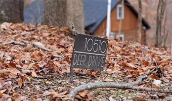 10510 Deer Dr, Birdseye, IN 47513