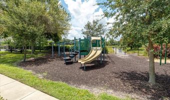 277 MAGNETA Loop, Auburndale, FL 33823