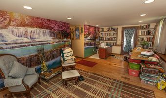 206 Fairview Ave, Auburn, ME 04210