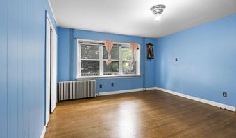 15 W 9TH St, Bayonne, NJ 07002