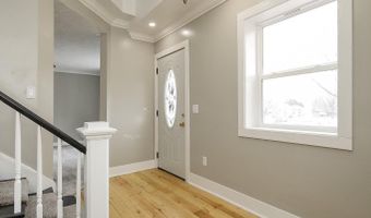 111 N 6th St, Beresford, SD 57004