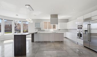 6600 RESERVES HILL Ct, Annandale, VA 22003