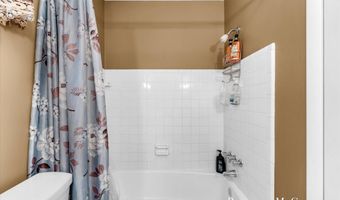667 Duxbury Ct SE, Ada, MI 49301