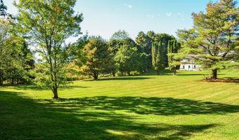 499 W River Rd, Augusta, ME 04330