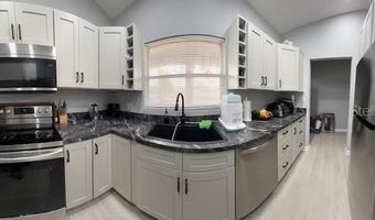395 BEARCREEK Dr, Bartow, FL 33830