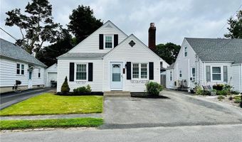 74 Leslie St, Cranston, RI 02910
