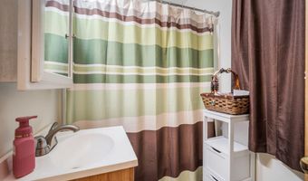 411 Lillian St, Absecon, NJ 08201