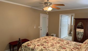 154 Perry Ln, Atmore, AL 36502
