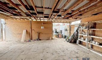 5404 Sioux Rd, Carlsbad, NM 88220