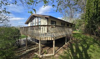 8 A144 Liberty Bell Ct, Apple River, IL 61001