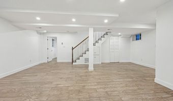 5001 W CEDAR Ln, Bethesda, MD 20814