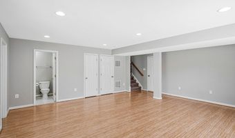22247 WATERBERRY Ter, Ashburn, VA 20148