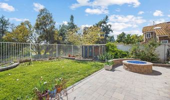 1205 Masterpiece Dr, Oceanside, CA 92057