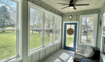 2259 E Laurel St, Atmore, AL 36502