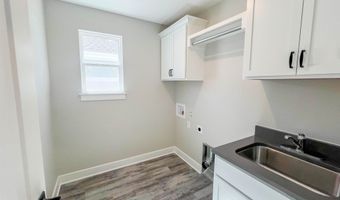 141 S Shay Rd, Andover, KS 67002