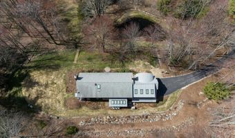 19 Highland Dr, Amherst, NH 03031