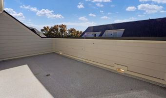 945 SYCAMORE Dr SE, Washington, DC 20032