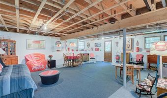 1420 Diplomat Dr, East Greenwich, RI 02818