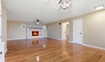 17341 N 158th St, Basehor, KS 66007